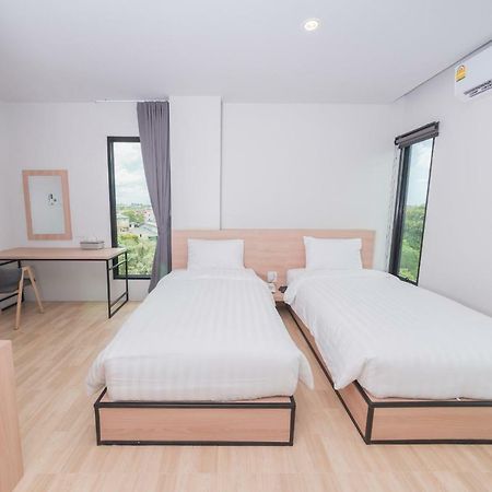 Am2Tree Hotel Csanthaburi Kültér fotó